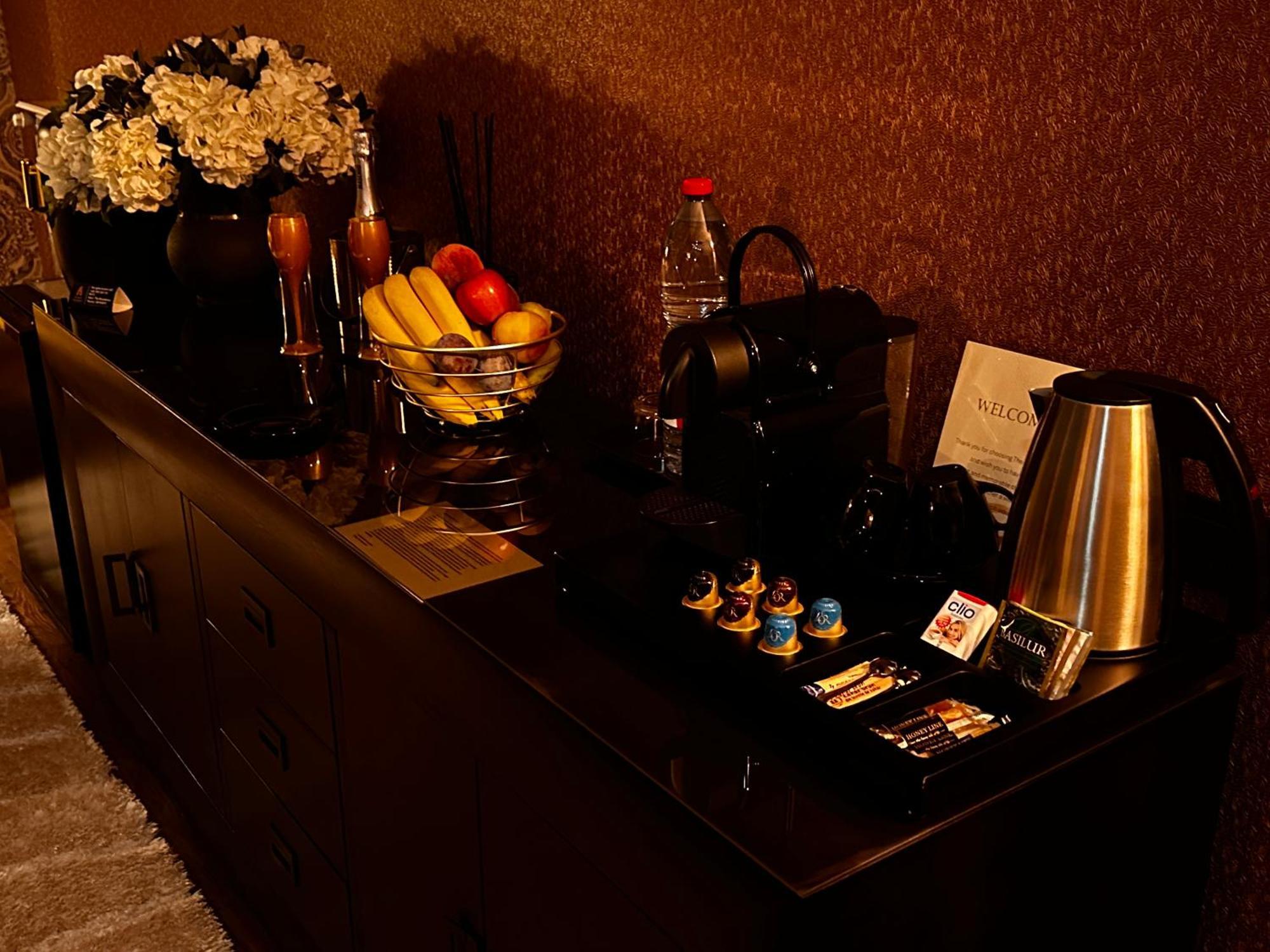 The Residence Central Jacuzzi Boutique (Adults Only) Κλουζ-Ναπόκα Εξωτερικό φωτογραφία